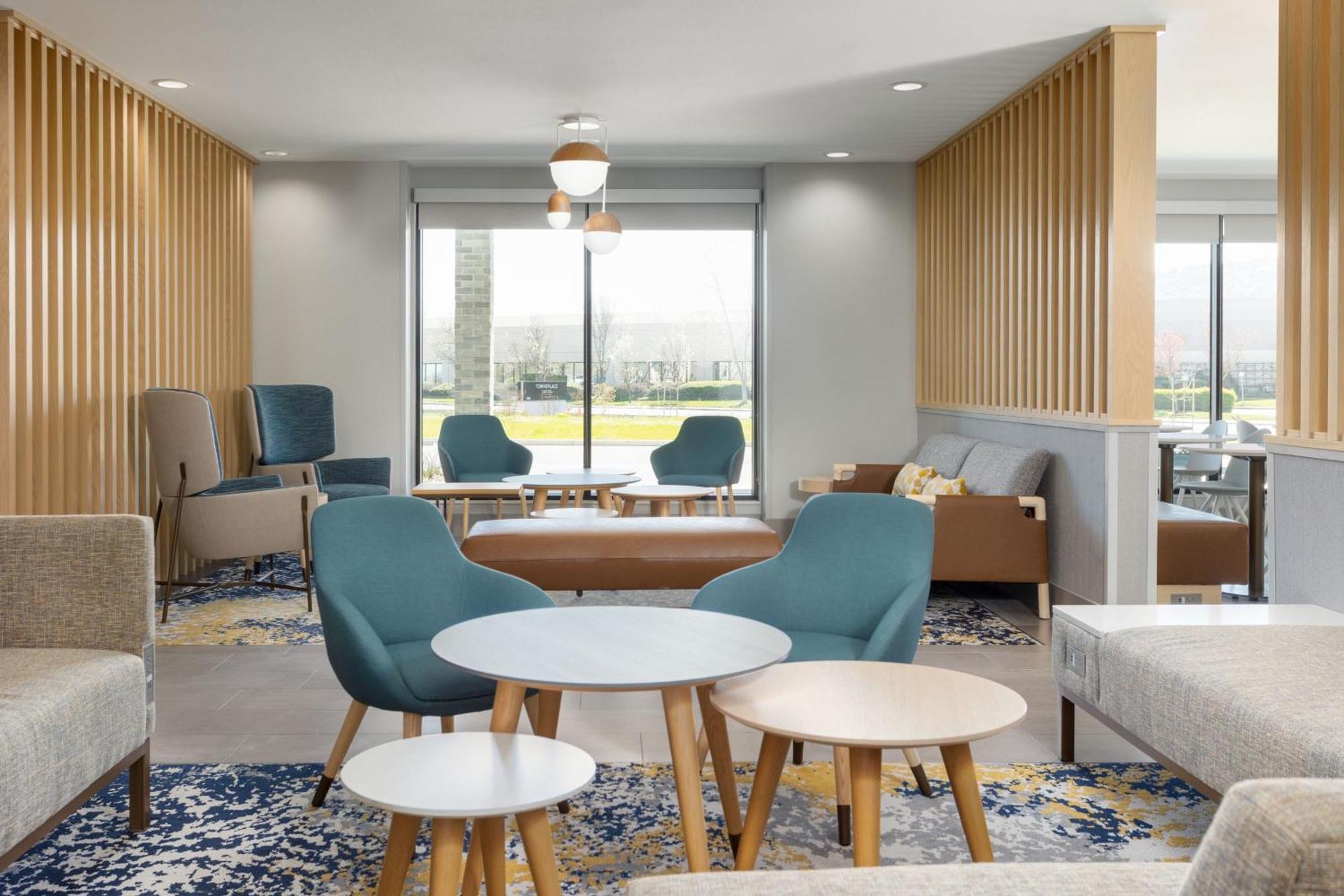 Towneplace Suites By Marriott プレザントン エクステリア 写真